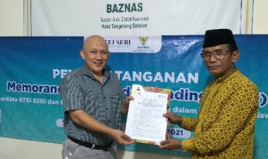BAZNAS Kota Tangerang Selatan Salurkan Beasiswa Pendidikan Sarjana di Sekolah Tinggi Ekonomi Islam SEBI
